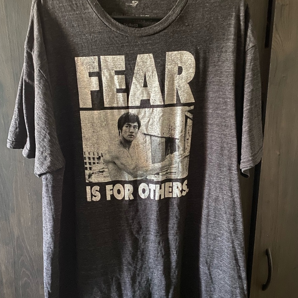Bruce Lee Gray Graphic T-Shirt size XXL